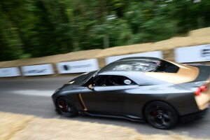 Nissan GT-R50