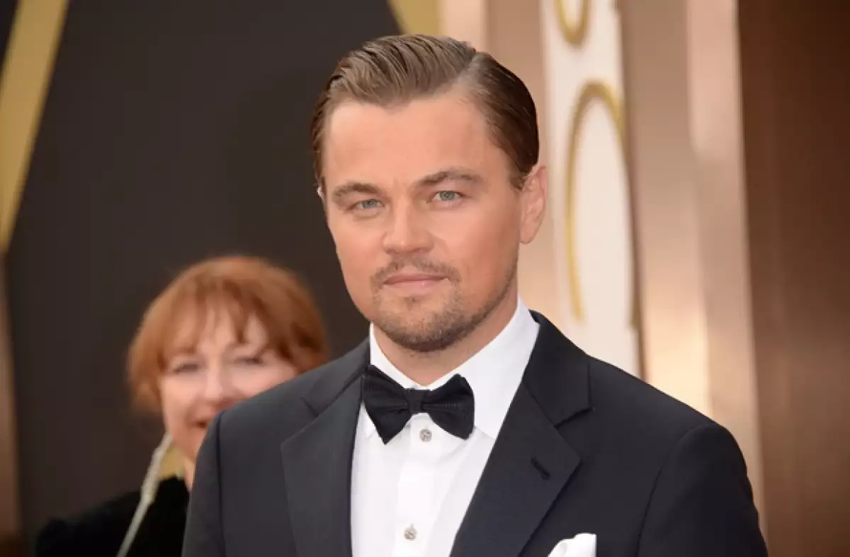 ¿Creerías que este guapo se baña sólo unas cuantas veces a la semana?