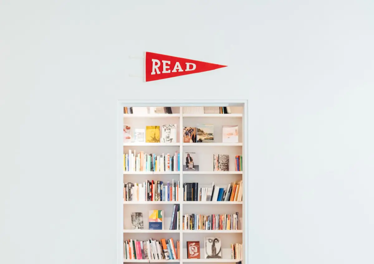 maura-te-recomienda-un-libro.jpg