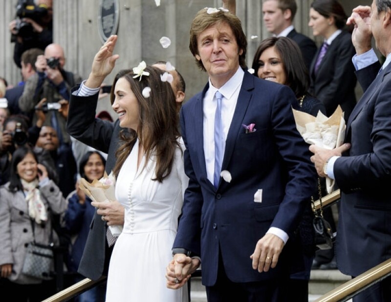 El vestido de Nancy Shevell fue diseñado por Stella McCartney.