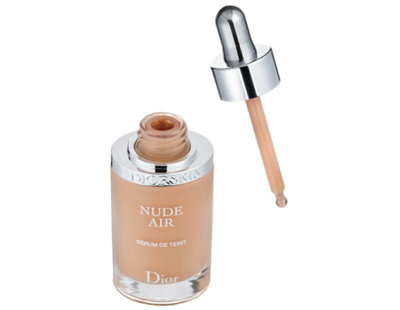 DiorSkin Nude Air Sérum de Teint, Dior, $780; tiendas departamentales.