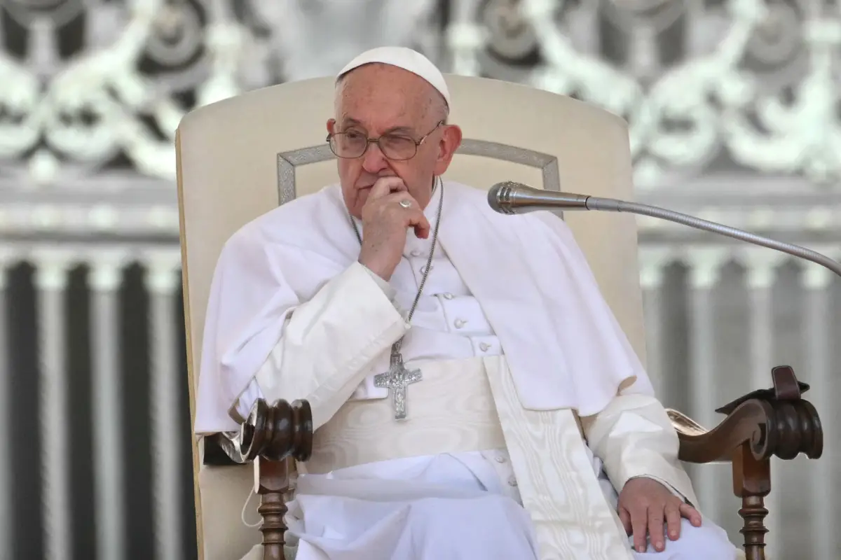Vaticano cambia normas de apariciones de vírgenes que lloran y crucifijos con sangre