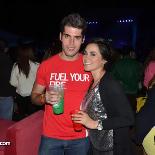 Erick Sandoval y Jacqueline Díaz