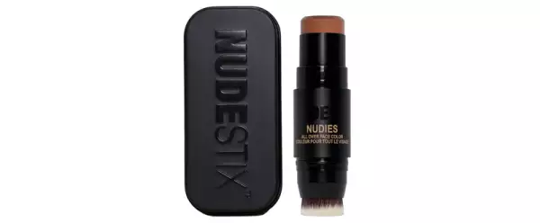 NUDESTIX Bronzer-sofia richie-boda-maquillaje-productos-look-natural.jpg