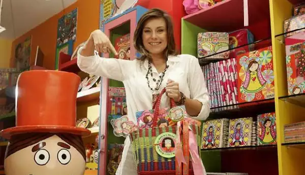 Dominika es mamá de dos niñas, María, de seis años, y Aitana, de tres.