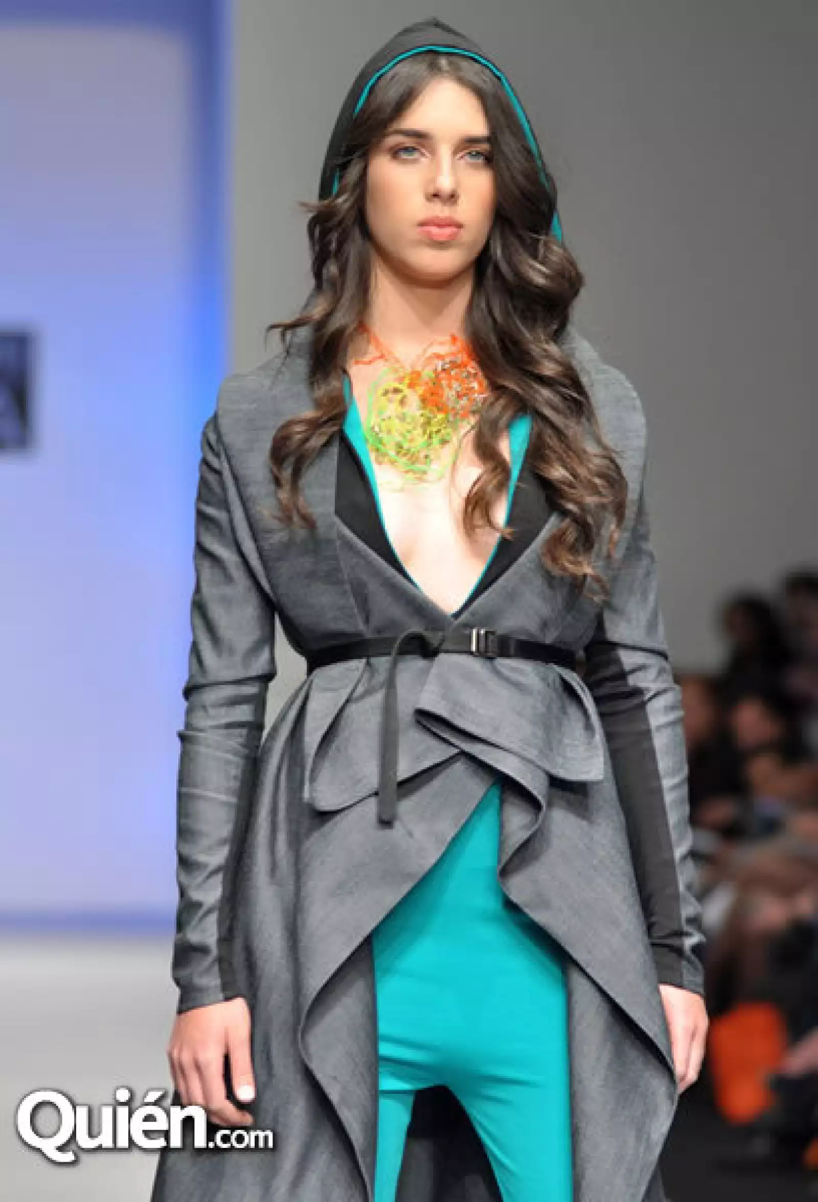 Pasarela Contempo
