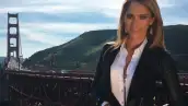 La periodista aseguró que las críticas y las burlas que han surgido en redes sociales, luego de ser supuestamente ignorada en el Super Bowl, son parte de una campaña de desprestigio, ¿por qué?