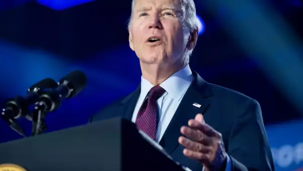 El presidente de EE. UU., Joe Biden, habla en un mitin de campaña en el Centro Comunitario Pearson en Las Vegas, Nevada, el 4 de febrero de 2024.