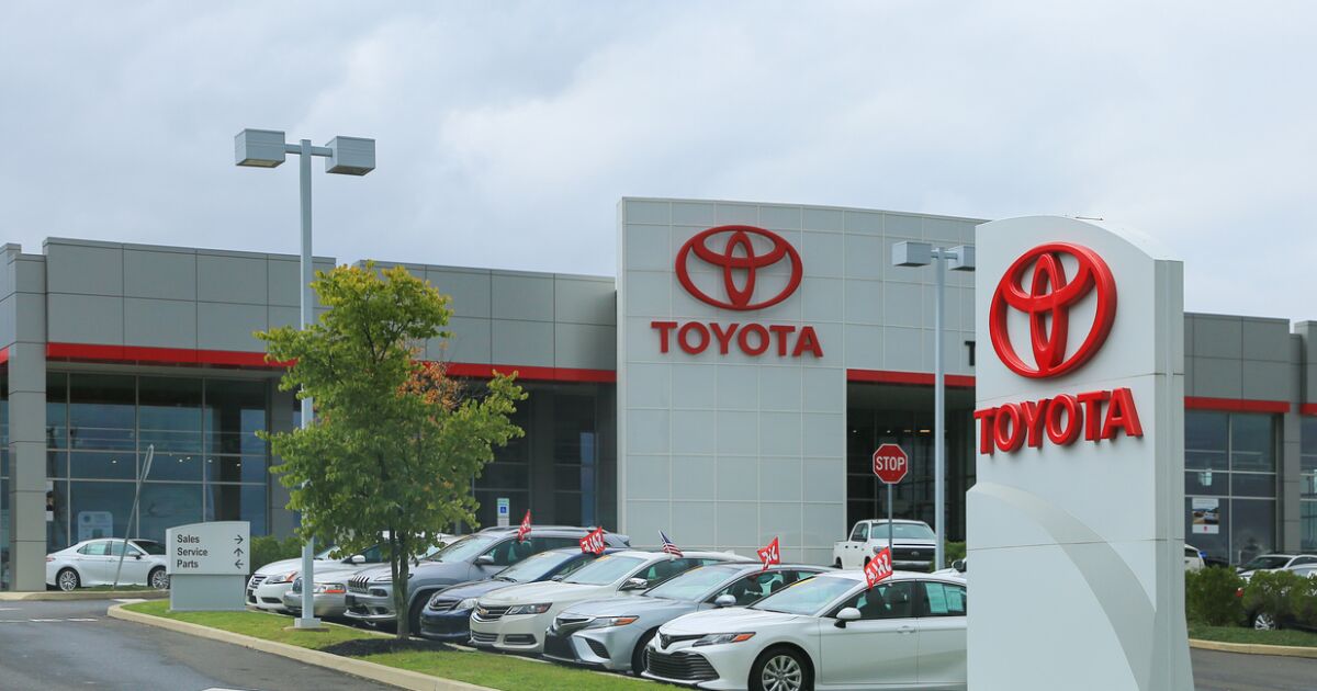 Toyota se pone meta conservadora y busca vender 80,000 autos en México ...