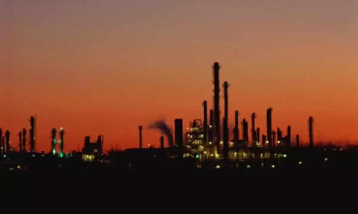 El precio promedio del barril tuvo una ligero avance de 0.66% al venderse en 101.81 dólares, desde los 101.13 dólares del 2011. (Foto: Thinkstock)
