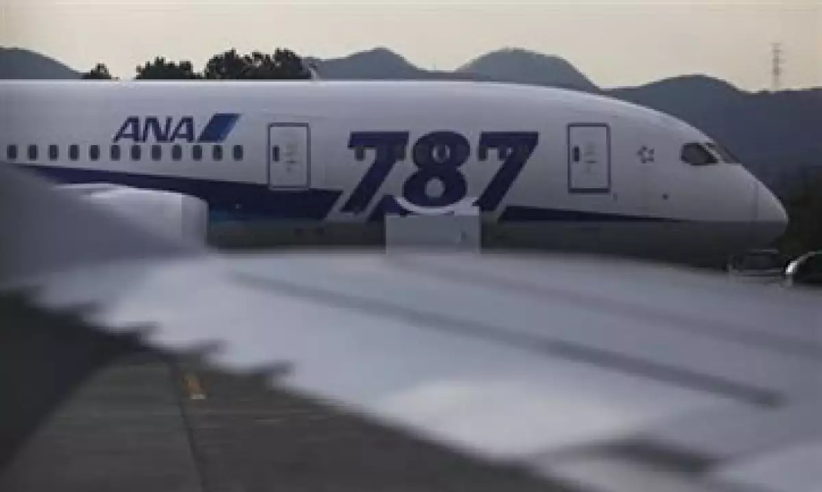 Hasta que el Dreamliner tenga autorización para volar, Boeing está privado de recibir pagos relacionados con el avión. (Foto: Reuters)