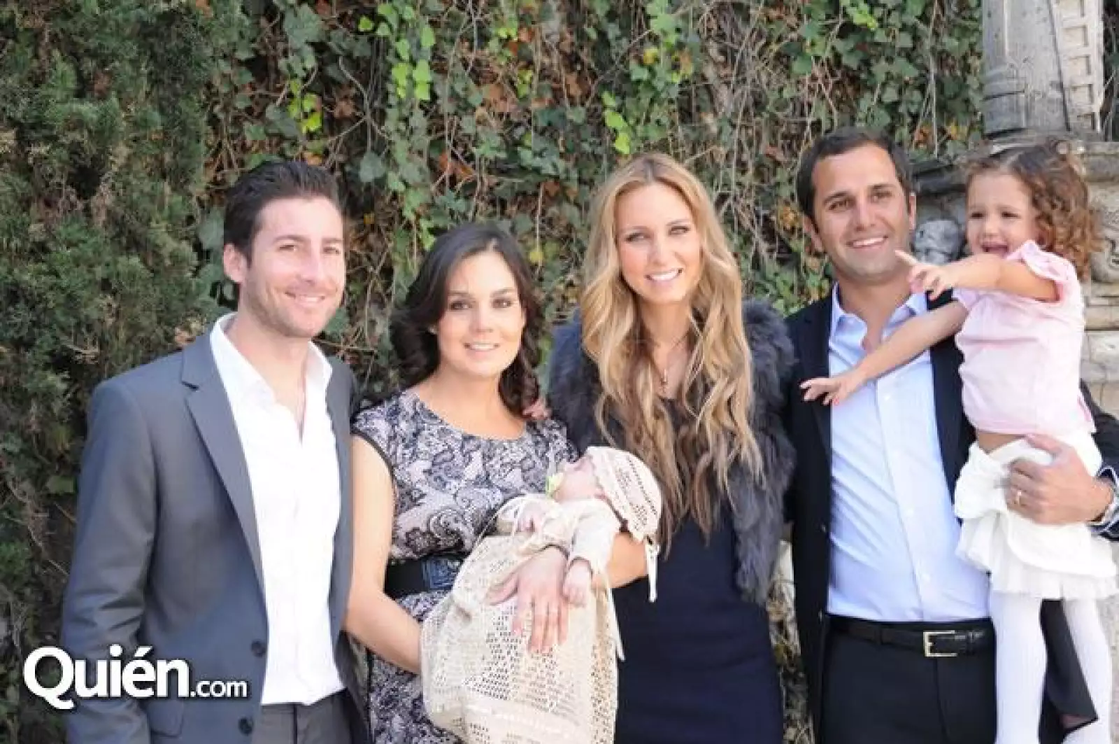 Laurent Jullien,Daniela Ochoa,Andrés Campos,Oriana Rodríguez,Andrés Campos