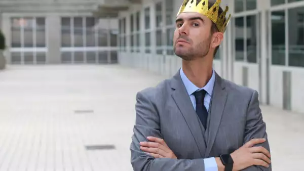 La tiranía del ego. ¿Por qué no todo es sobre ti?