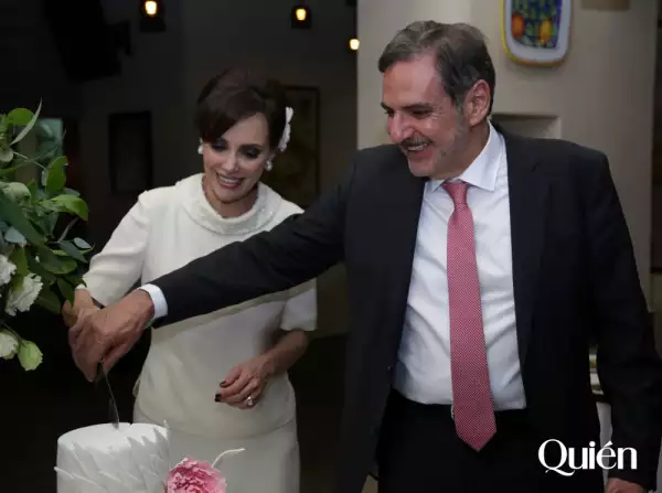 Boda Lilly Téllez y Jesús Tueme 8.jpg