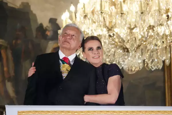 beatriz-gutierrez-muller-desmiente-mudanza-españa