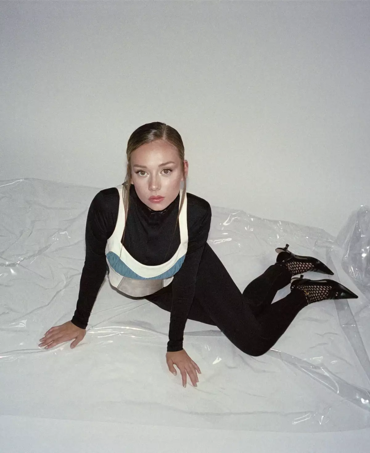 ELLE_Ester-Exposito.jpg