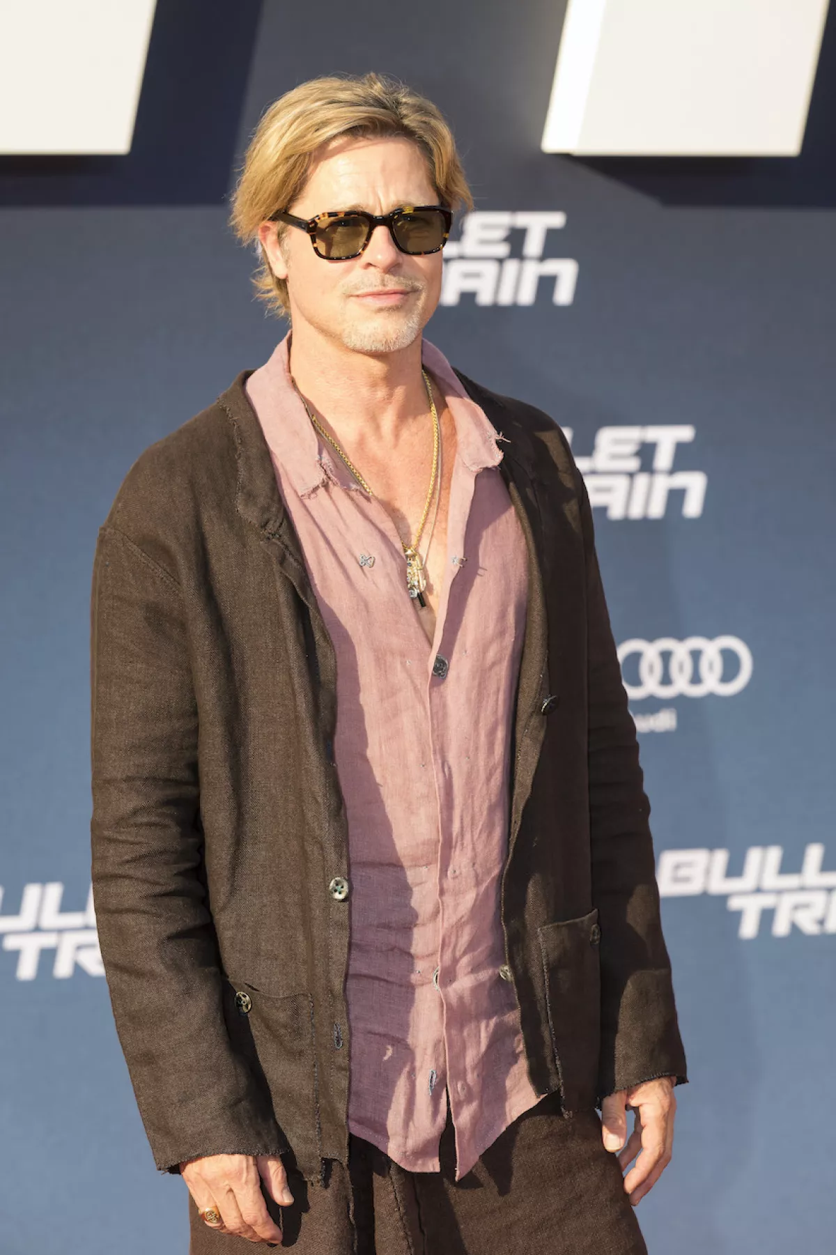 brad-pitt-bullet-trai-red-carpet-berlin