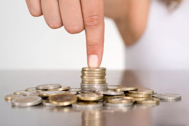 A BlackRock le preocupa que mucho ahorro leve a una fuerte disminución del consumo.