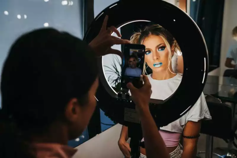 Unfollow a los estereotipos y like a la belleza positiva