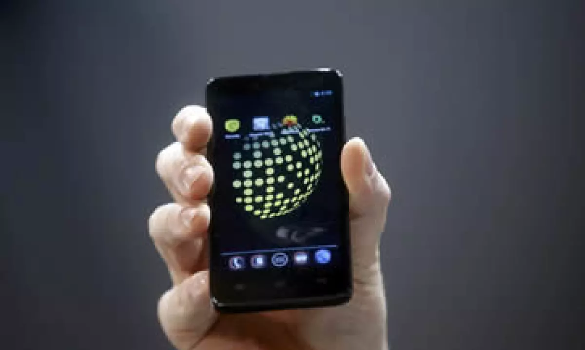 El teléfono tiene una pantalla de 4.7 pulgadas. (Foto: Reuters)