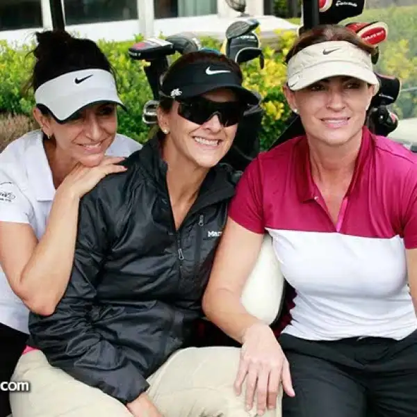 Renata Chain,Laura del Villar y Paulina Fajer