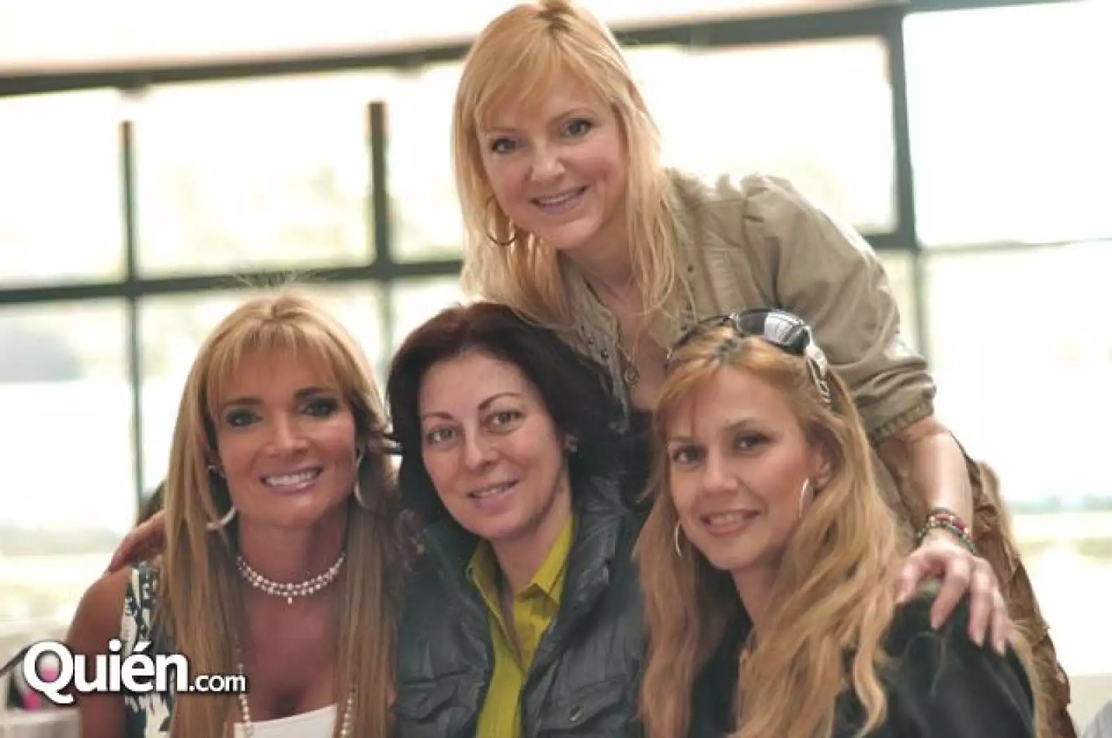 Verónica Lepeley Cambiaso,Paty de Ibañez,Gina Medina Imaz y Melina Gómez