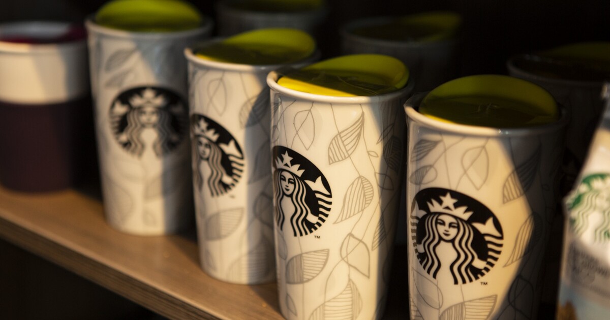 El CEO de Starbucks quiere algo más que vender café