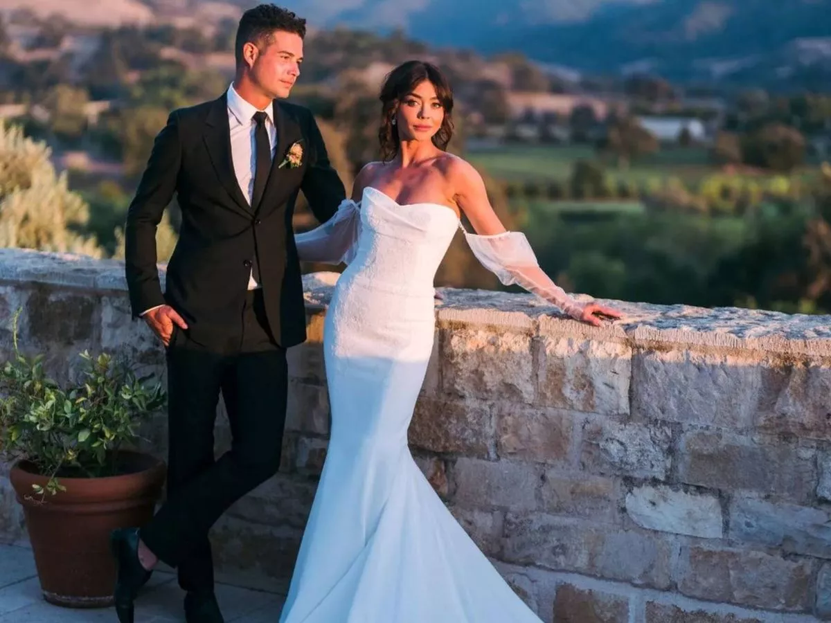 sarah-hyland-boda.jpg