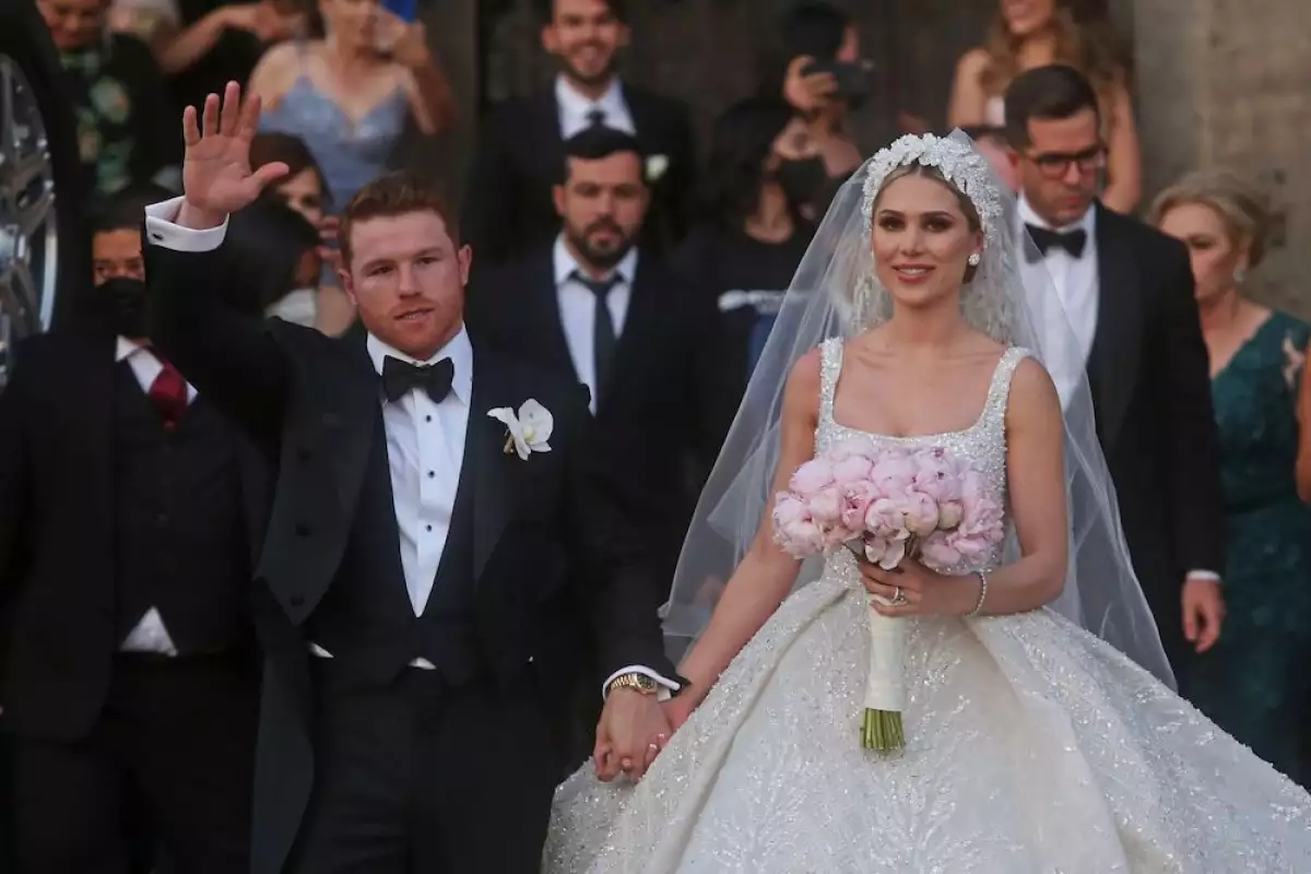 Canelo Álvarez y Fernanda Gómez