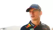 Foto de Max Verstappen con uniforme de Red Bull Racing.