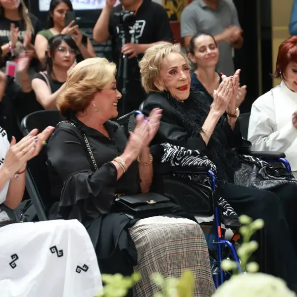 Stephanie Salas, Sylvia Pasquel,  Silvia Pinal y Alejandra Guzm