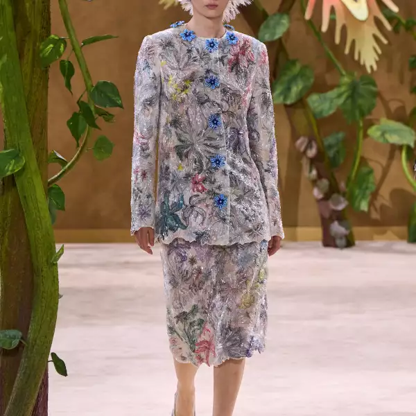 Chanel HC F26 030.jpg