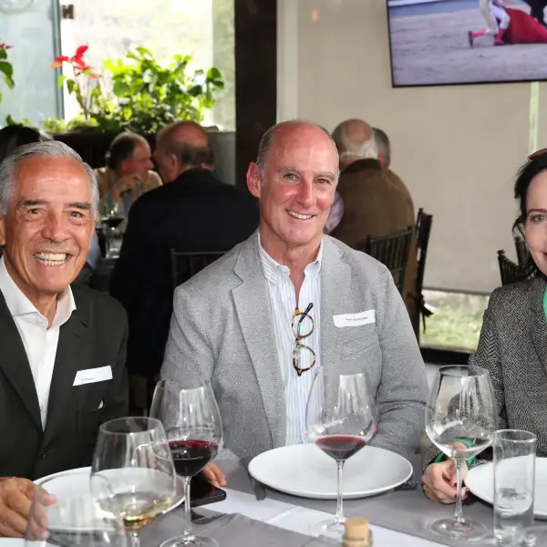 Luis Domenzain  , Pedro Costales y Ana Rita González Tasser