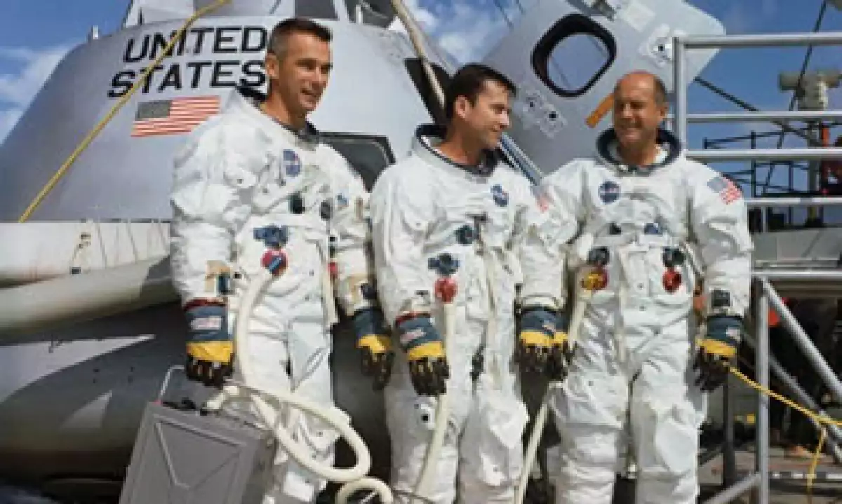 Tripulación del Apolo 10, desde la izquierda, Gene Cernan, John Young y Thomas Stafford. (Foto: NASA)