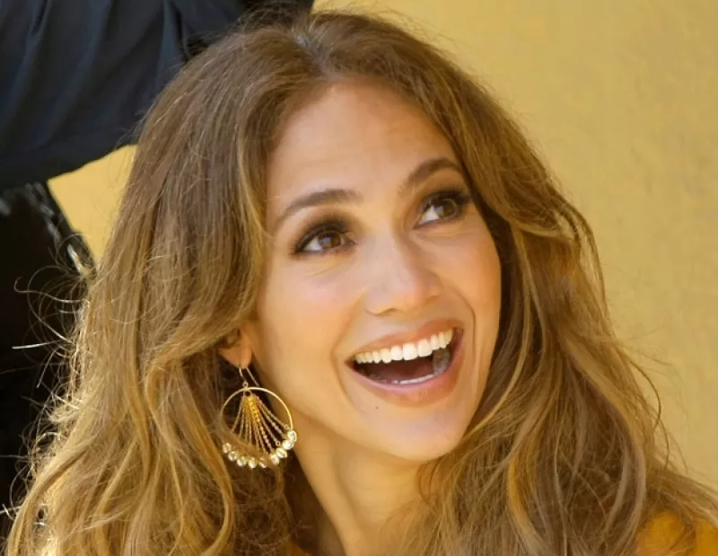 Jennifer se mostró siempre sonriente durante la gira para realizar los casting de su nuevo programa.