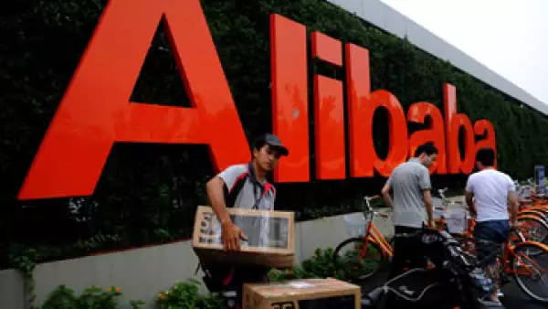 Con la inversión de Alibaba, la valorización de Snapchat se acercaría a la de WhatsApp.  (Foto: AFP )