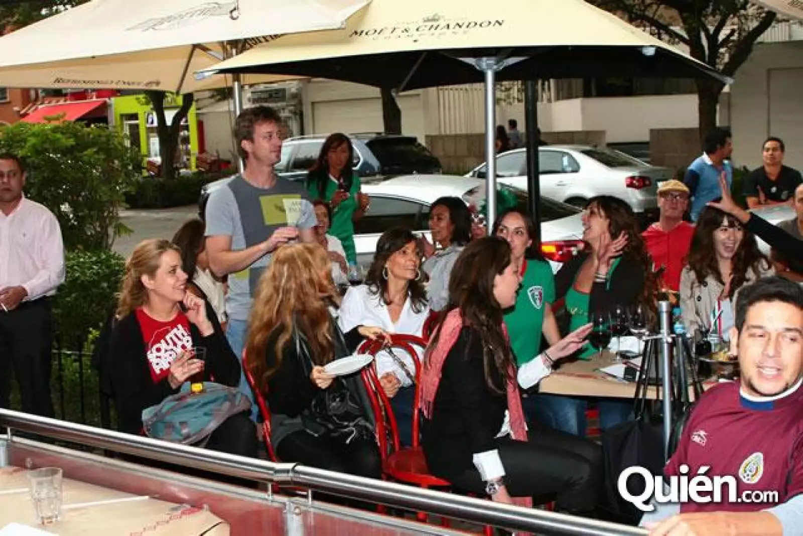 Ambiente Partido México Francia Polanco