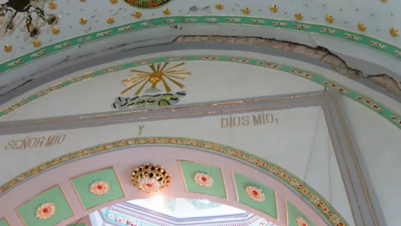 Grietas en el Templo de Santa Prisca