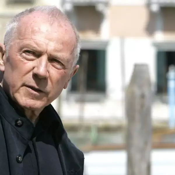 François Pinault, padre de François Henri también fue visto este sábado por los canales de venecia.