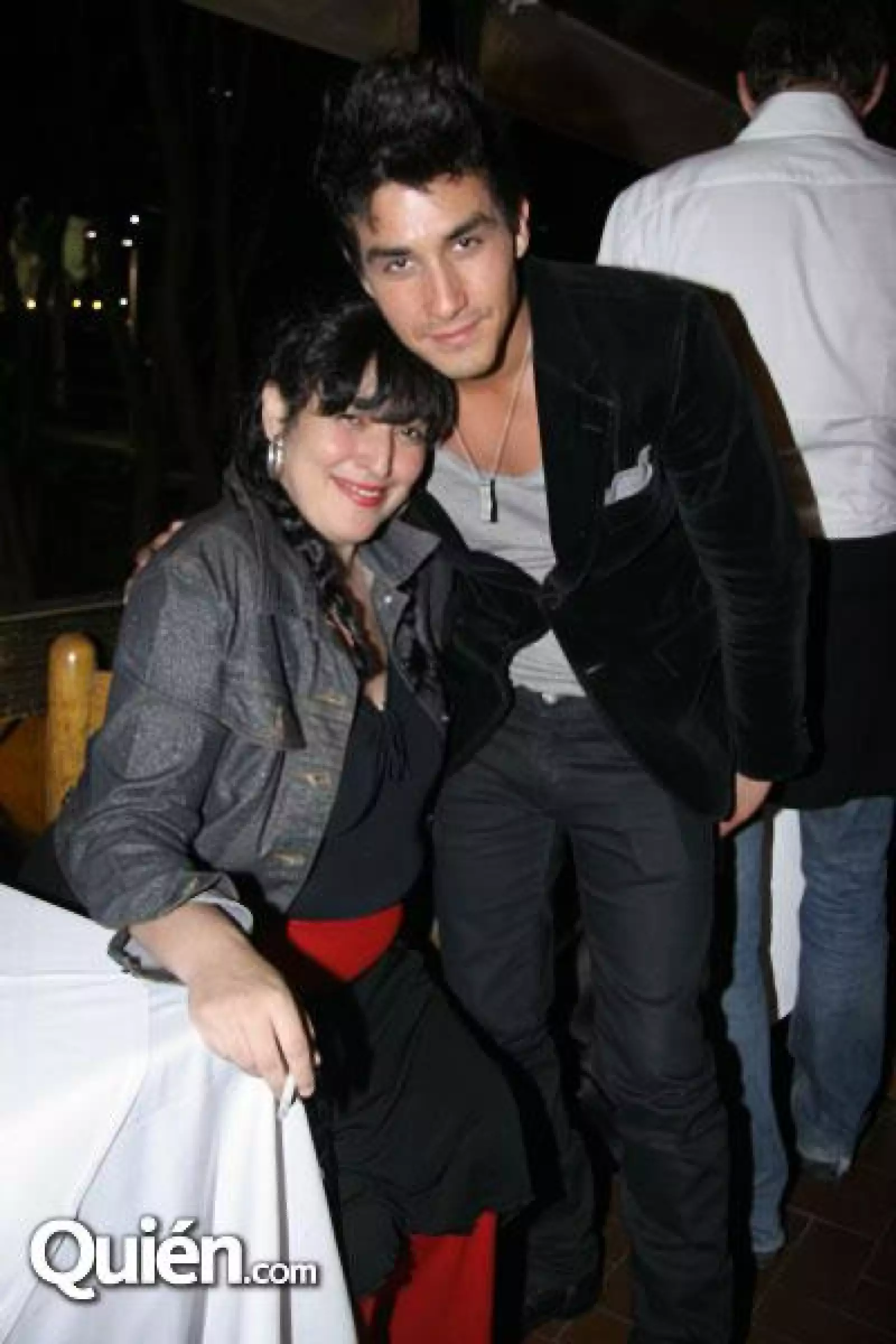 Martha Claudia Moreno y Emmanuel Orendayn