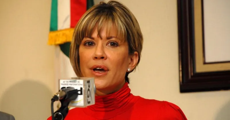 El 28 de enero apareció una manta en la que se amenazaba de muerte a Silvia Irabién.