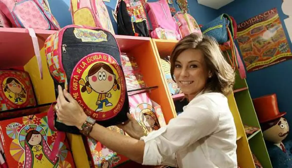 Platicamos con la actriz y nos contó cómo le hace para organizarse ahora que sus hijas, María, de seis años y Aitana, de tres, están a punto de entrar a la escuela.