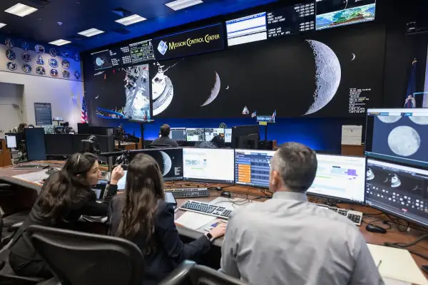 jsc2026e020490~large.jpg