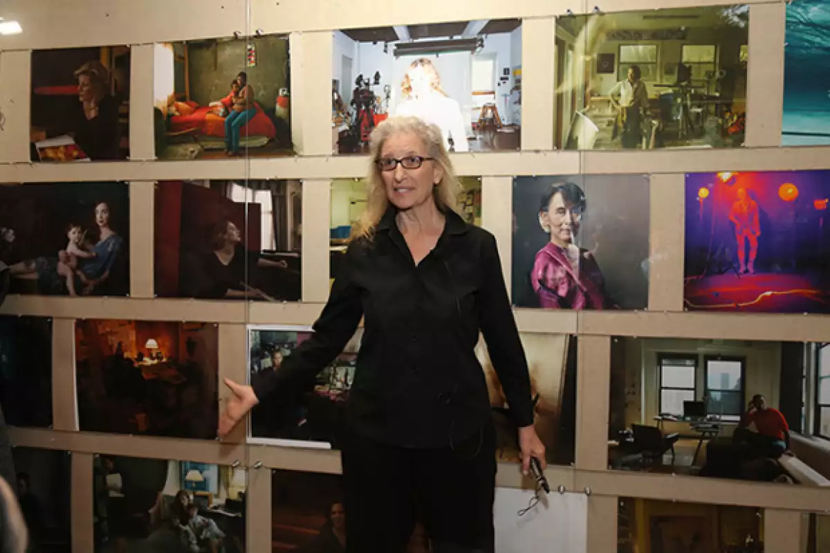 Desde Adele hasta Amy Schumer son los retratos de las mujeres contemporáneas de la exposición “WOMEN: New Portraits de la artista Annie Leivobitz.