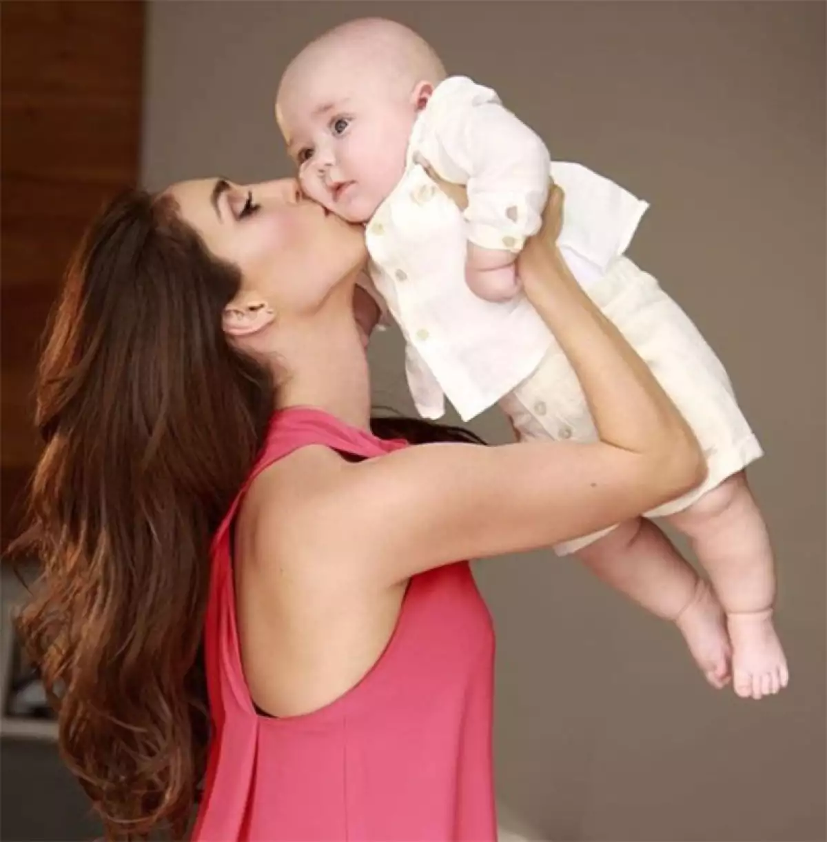 Anahí y Manuelito
