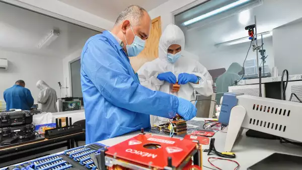 La Agencia Espacial Mexicana opera en incertidumbre 