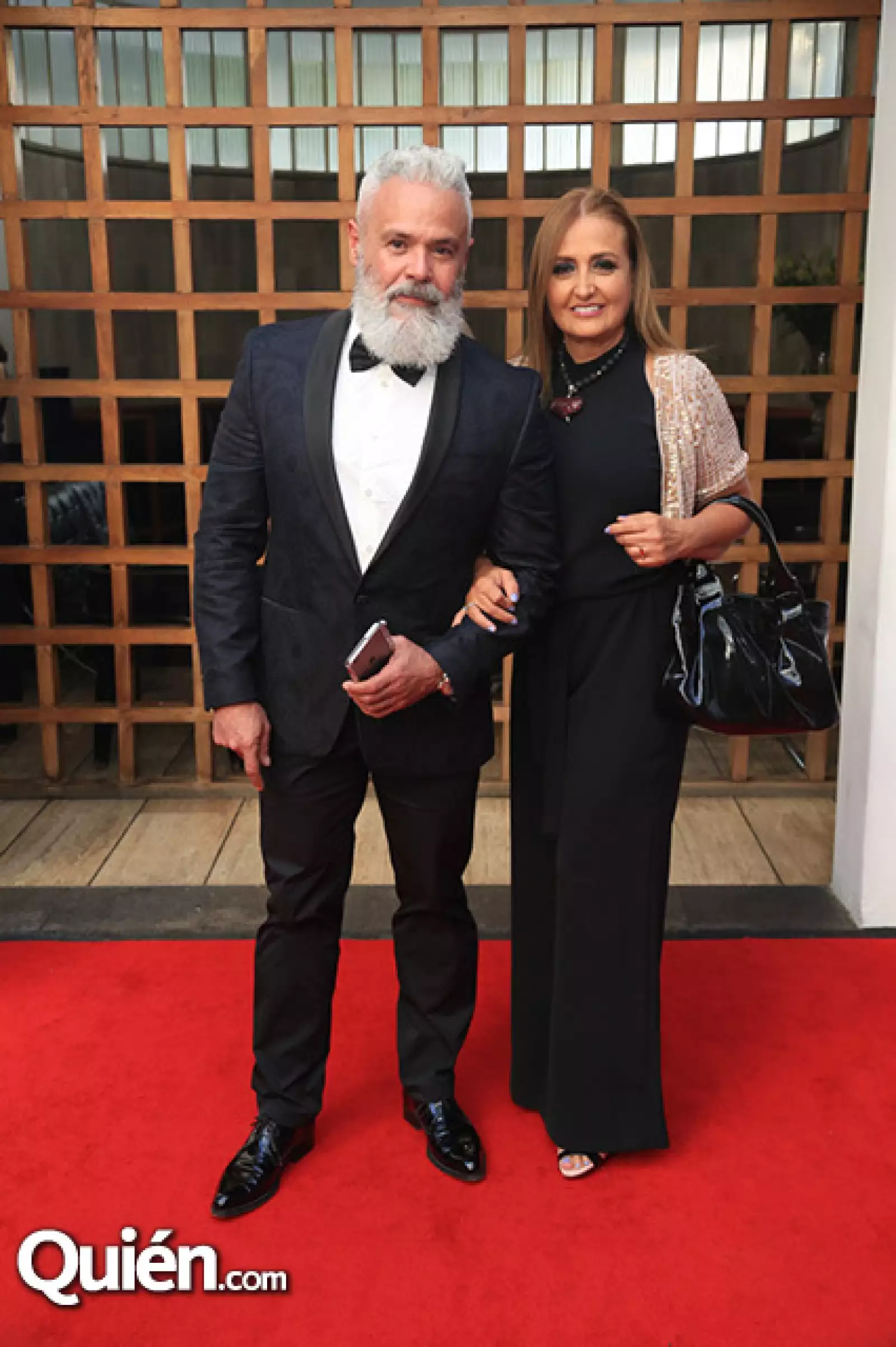 Enrique Flores y Maggie Flores