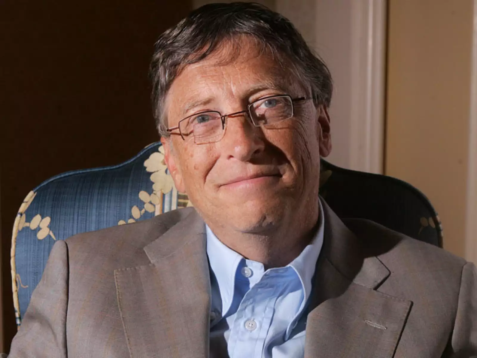 BILL GATES. El dueño de Microsoft fue nombrado en 2005 Caballero Honorario de la Orden del Imperio Británico por la reina Isabel II, en reconocimiento por su importante contribución a la actividad empresarial.