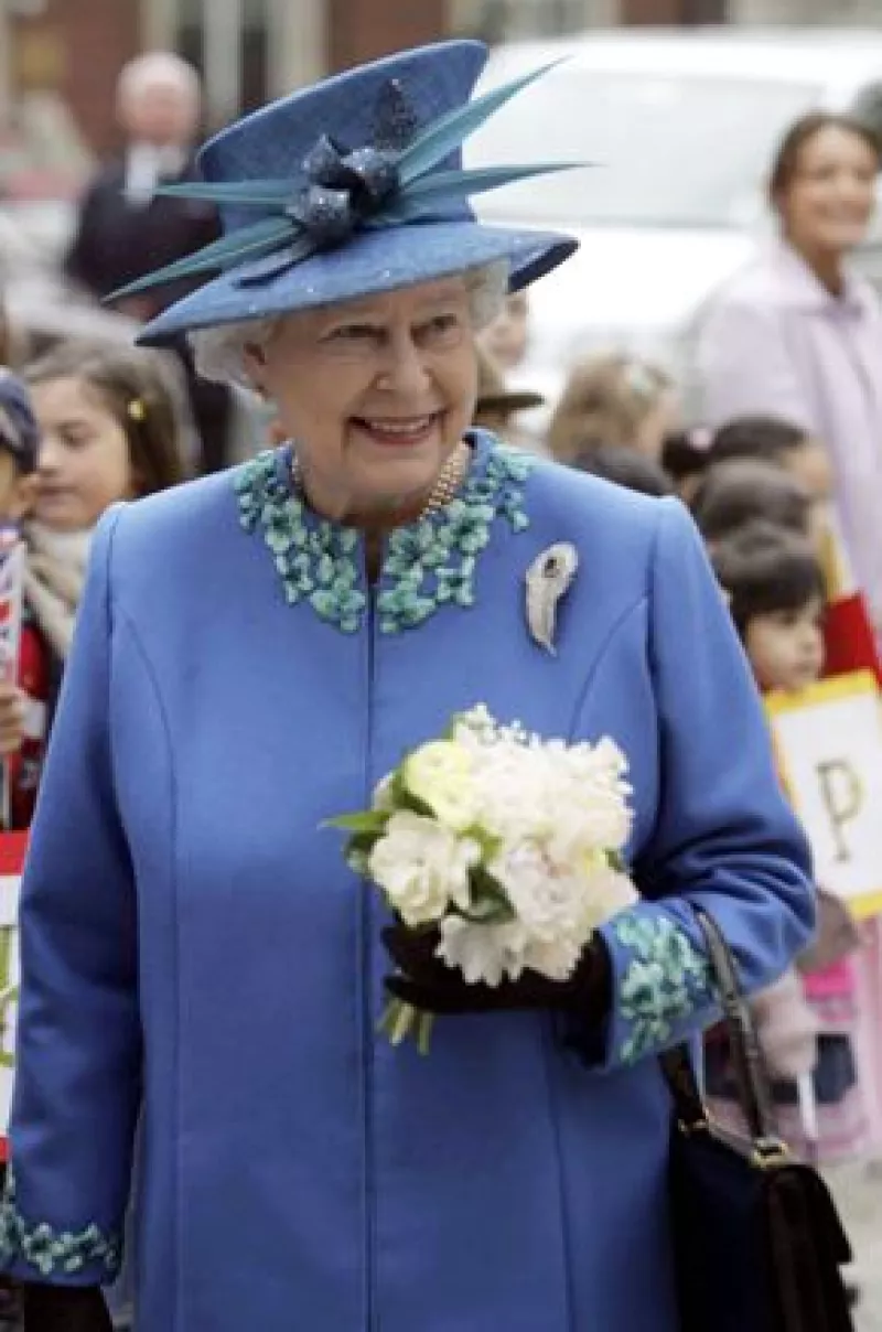 Reina Isabel II