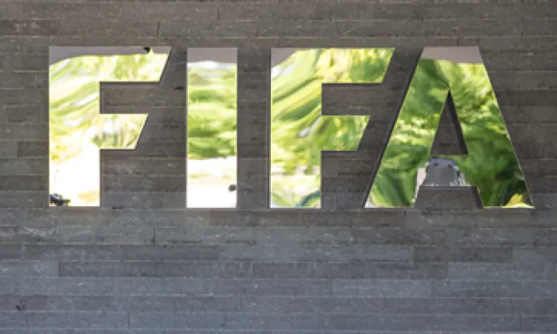 Nueve dirigentes y exdirigentes de la FIFA son acusados de ser parte de un esquema de sobornos. (Foto: Getty Images )